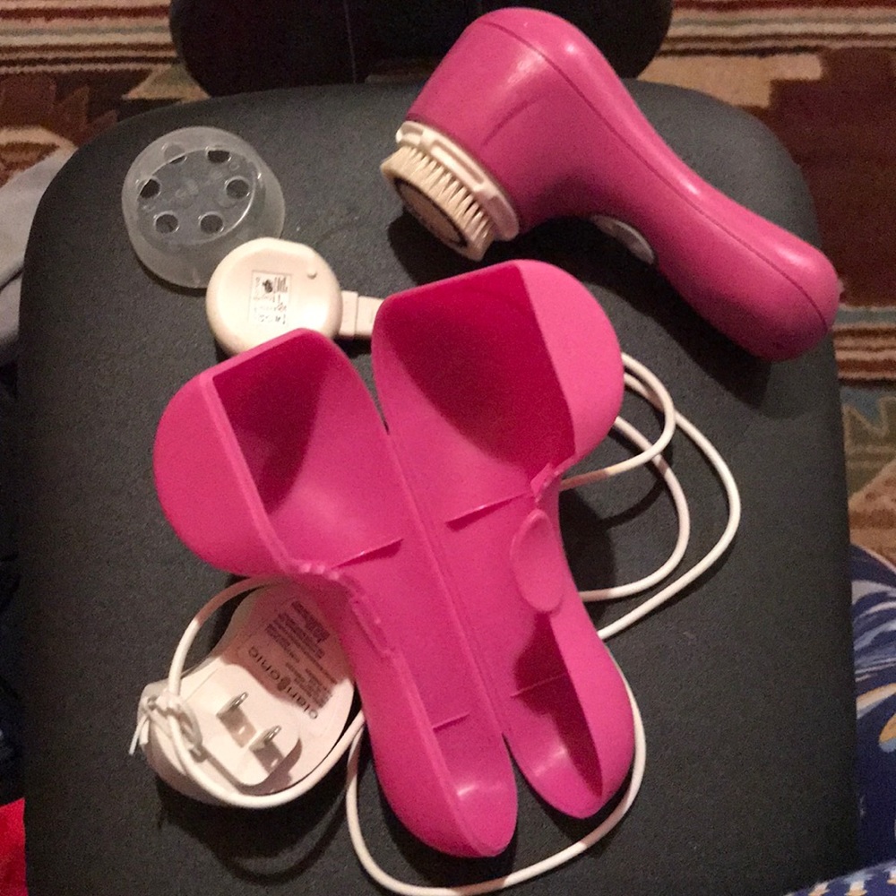 Clarisonic brush